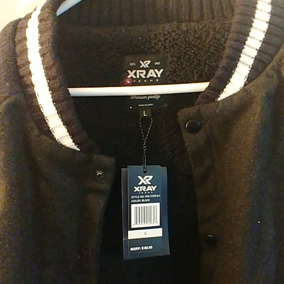 Black button up light weight jacket - Picture 2 of 2